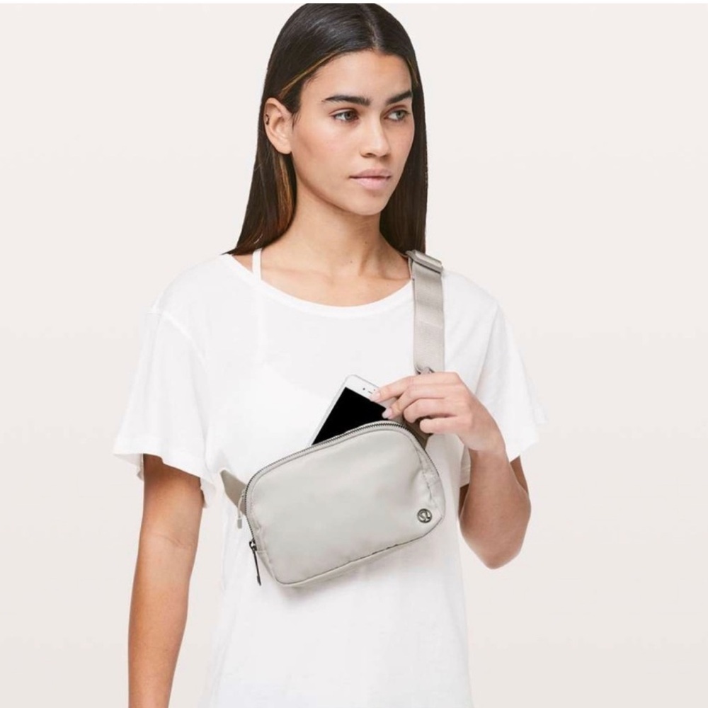 LULULEMON SILVER EVERYWHERE BELT BAG